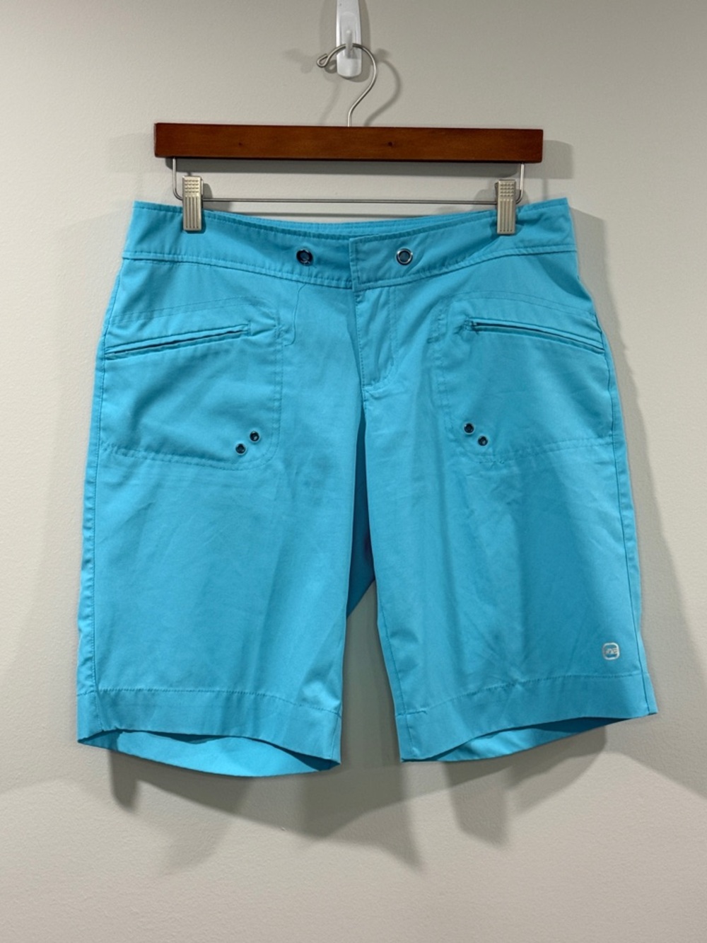 Free Country Women’s Bright Turquoise Bermuda Active Shorts Size M 8/10
